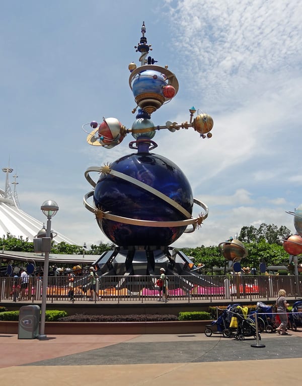 Hong Kong Disneyland